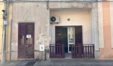 0426-VC - Muro Leccese - Abitazione indipendente con pannelli solari