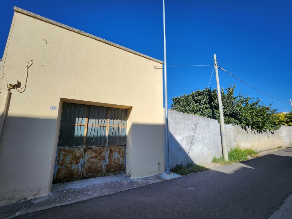 2022 - VTF - Muro Leccese - Deposito con suolo edificabile